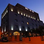 Hotel For You