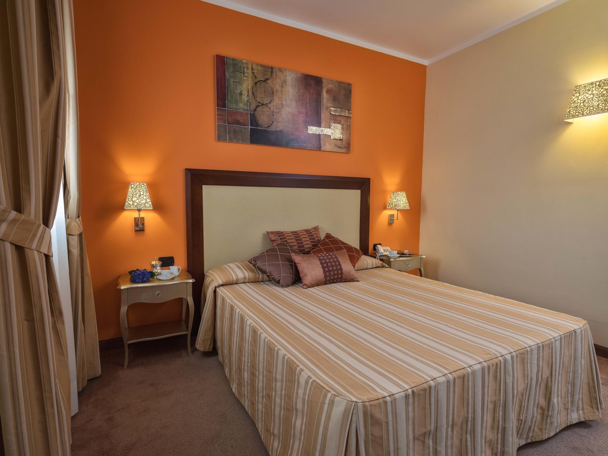 For Hotel Olbia