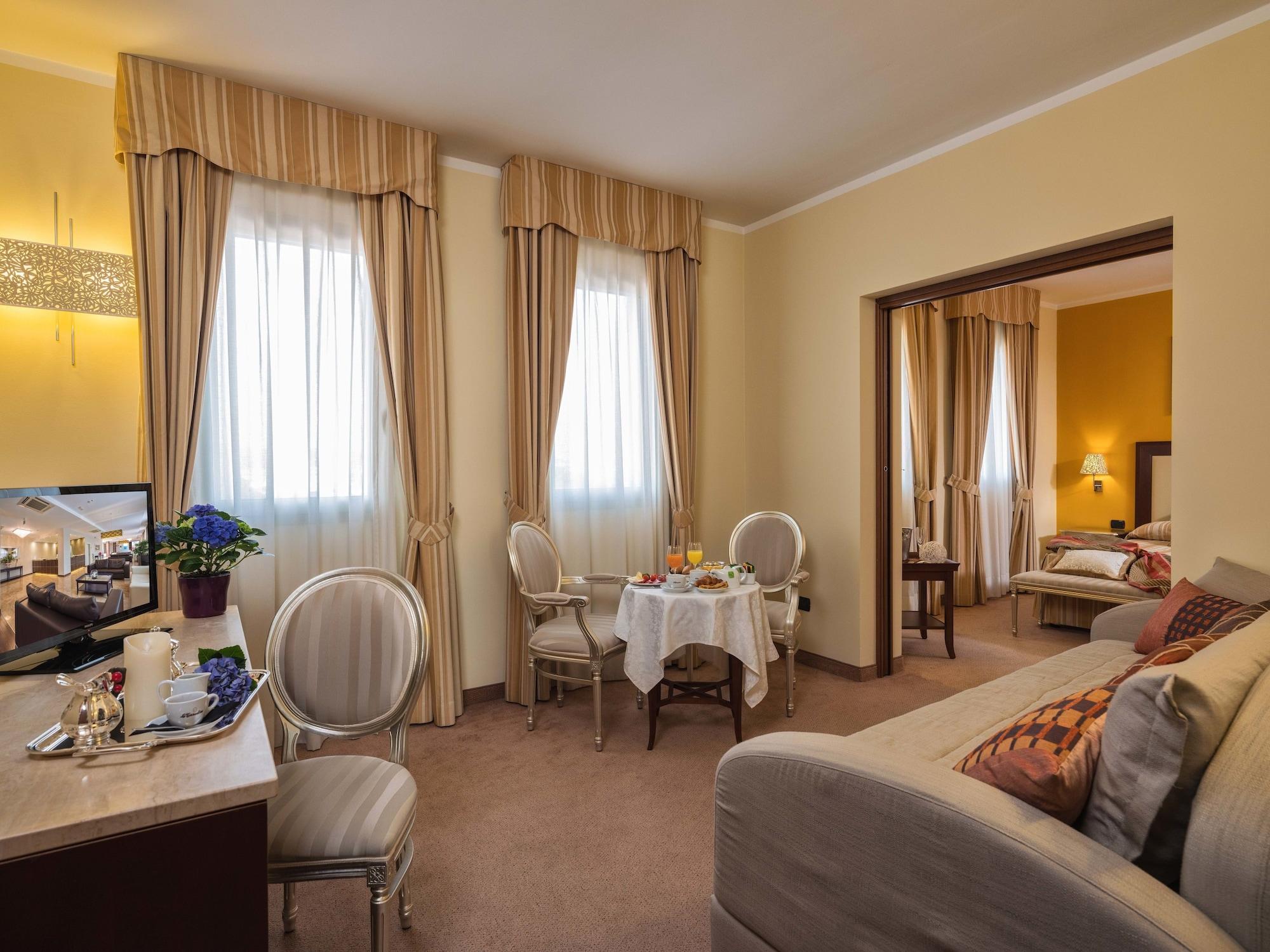 For Hotel Olbia