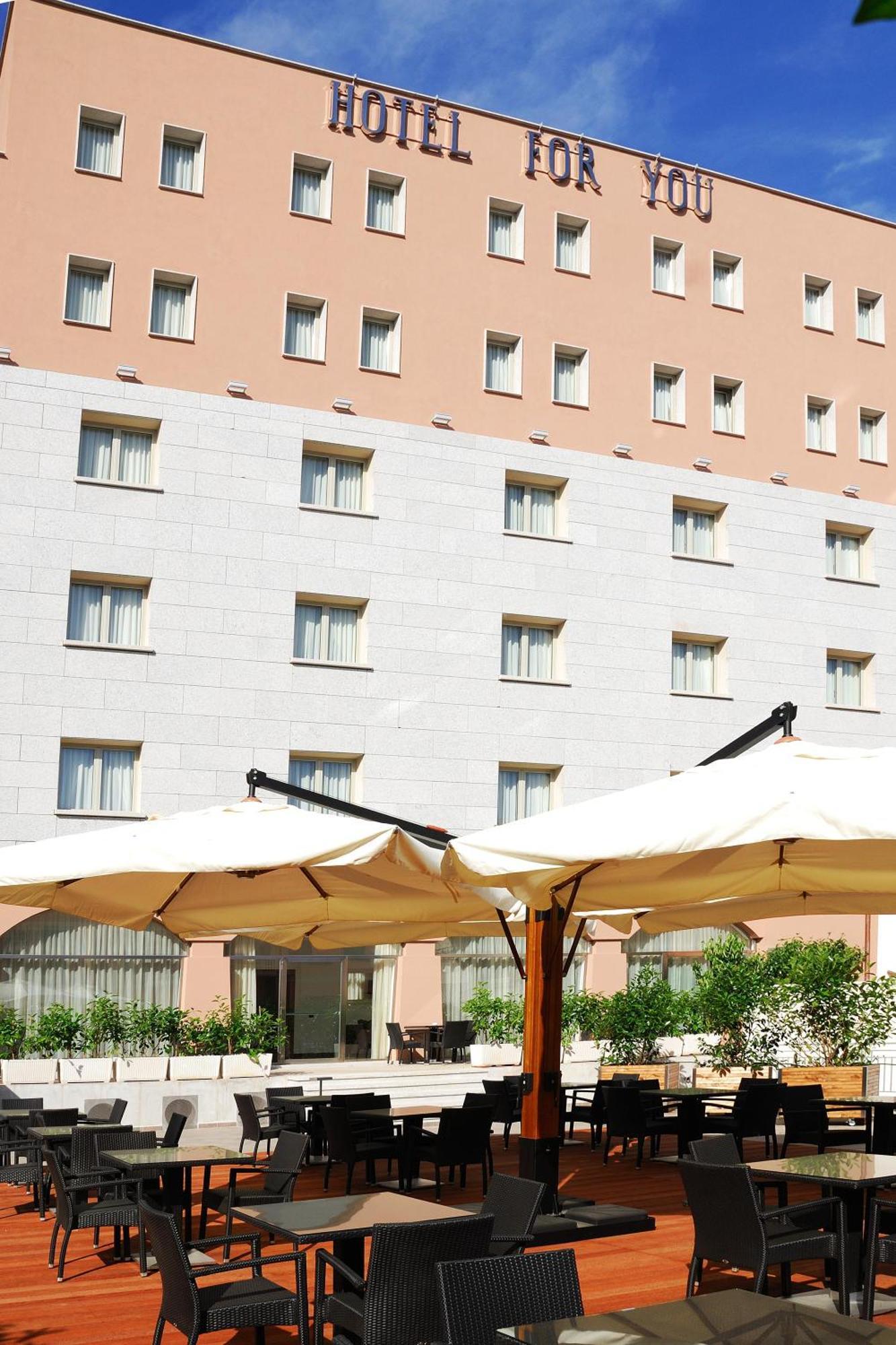 Hotel For