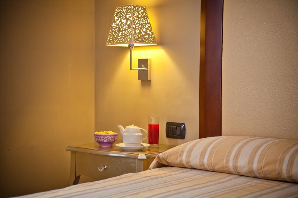 Hotel For
