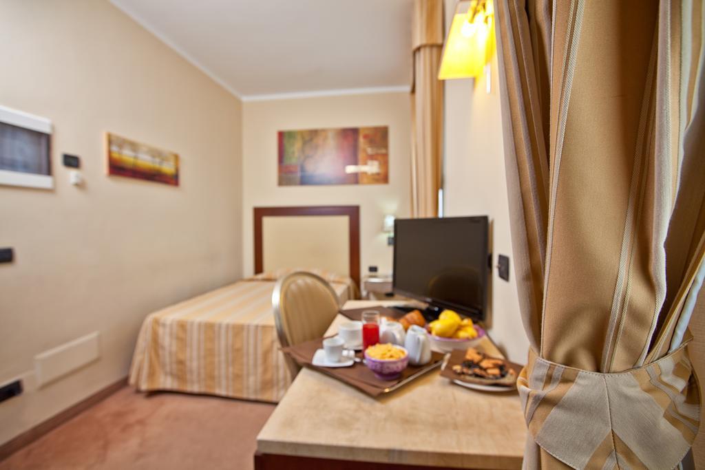 For Hotel